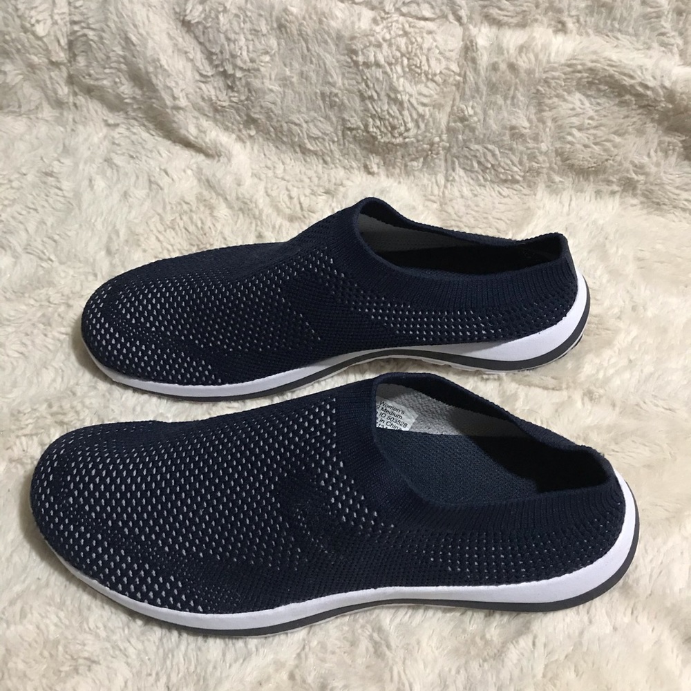 L.L. Bean women slides